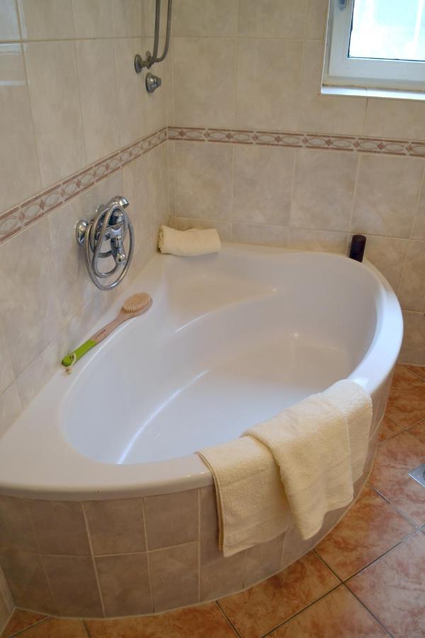 Fima Centar Stobrec Appartement Split Buitenkant foto