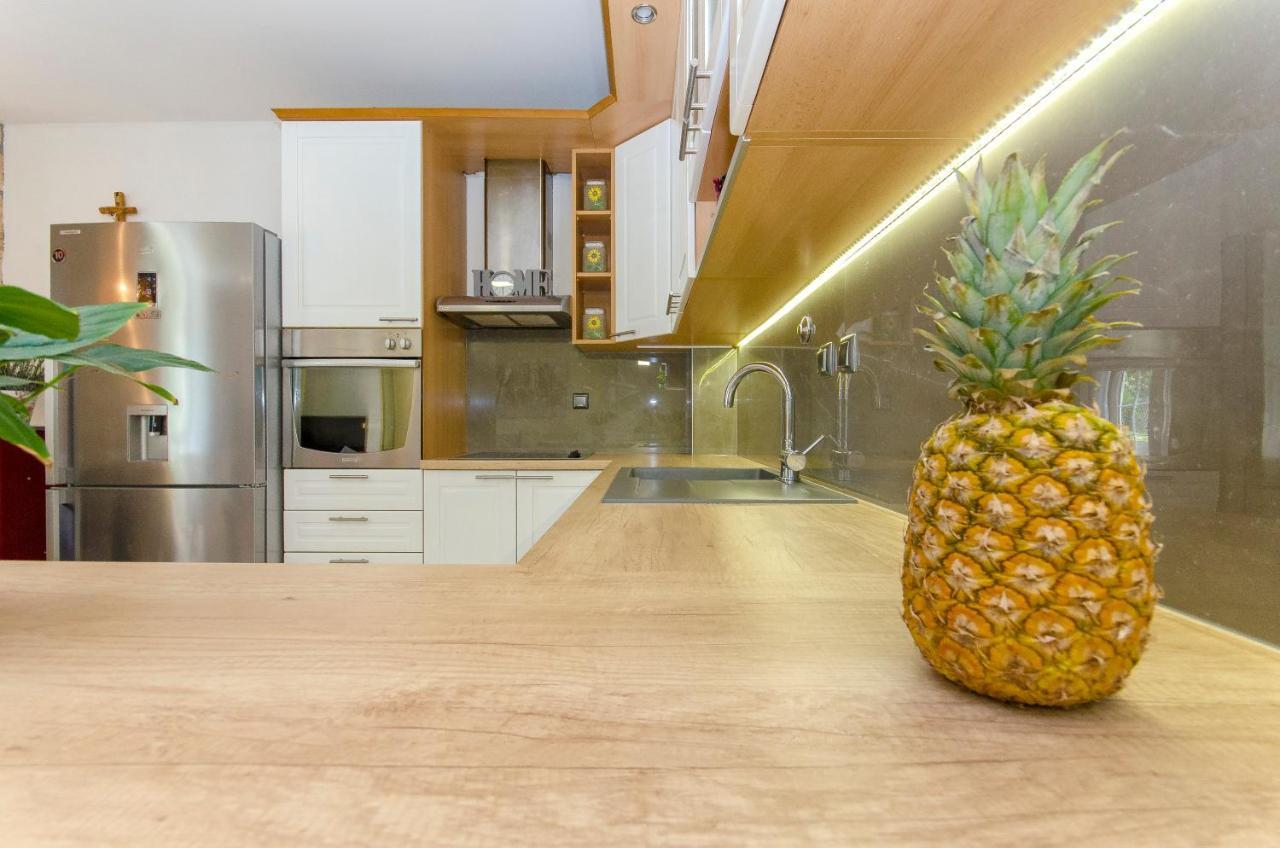 Fima Centar Stobrec Appartement Split Buitenkant foto